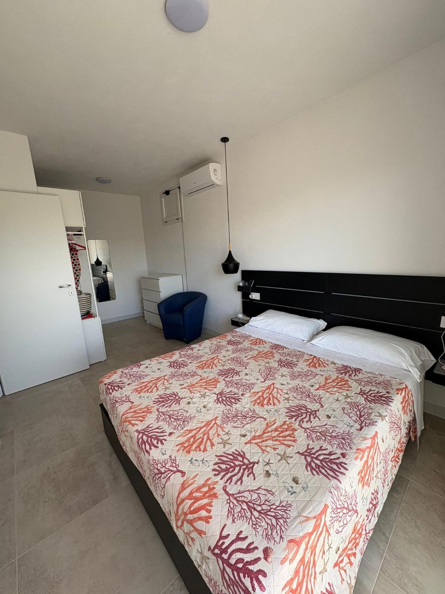 Torregrande Apartments 托里格兰德 外观 照片